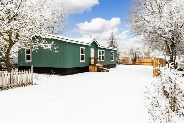 $325,000 | 718 1st Street, Newport, WA 99156