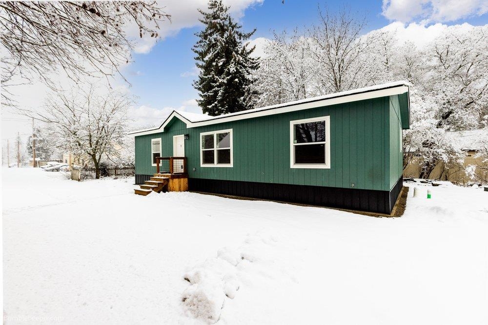 718 1st Street Newport, WA 99156 - Photo 3 of 28