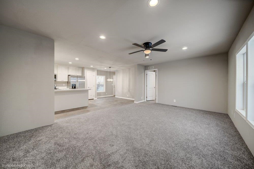 718 1st Street Newport, WA 99156 - Photo 8 of 28