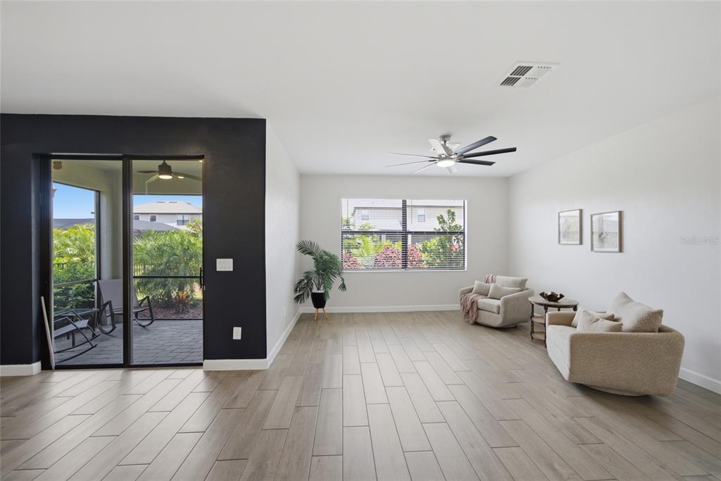 14988 Serene Shrs Loop Lakewood Ranch, FL 34211 - Photo 6 of 25 Gallery Image 6