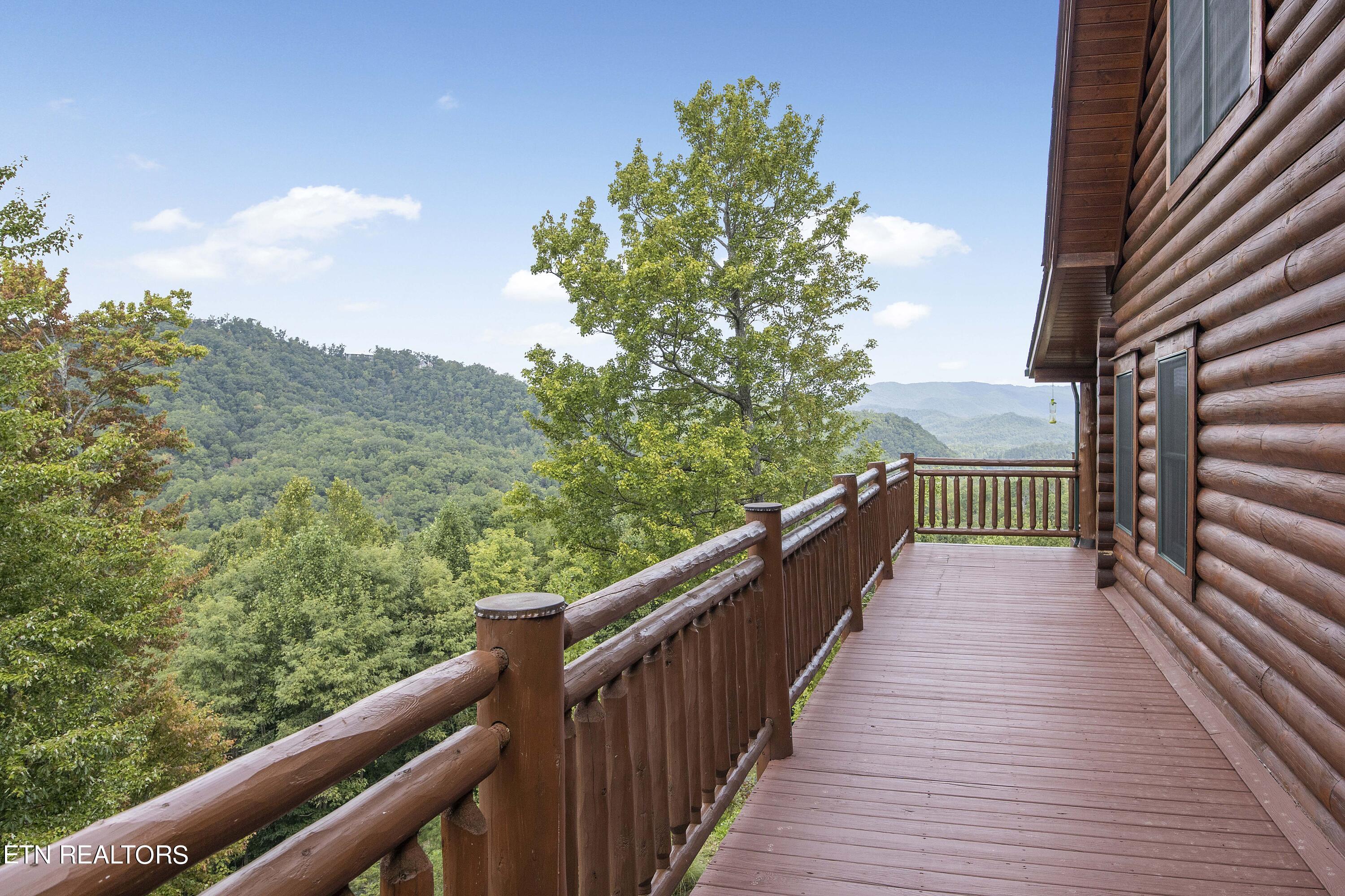 4565 Long Rifle Road Sevierville, TN 37862 - Photo 36 of 51 Open decks