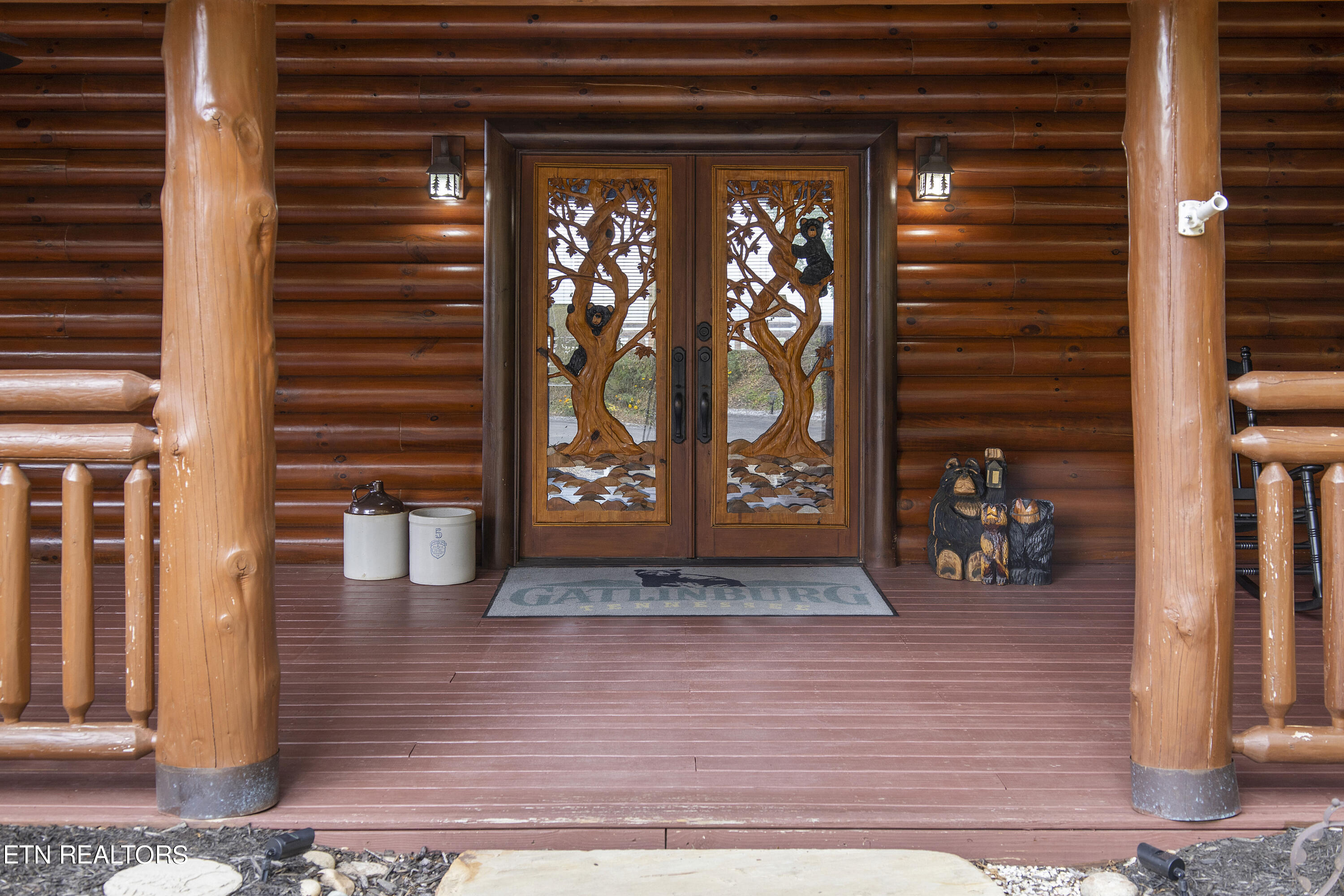 4565 Long Rifle Road Sevierville, TN 37862 - Photo 5 of 51 Welcoming entrance