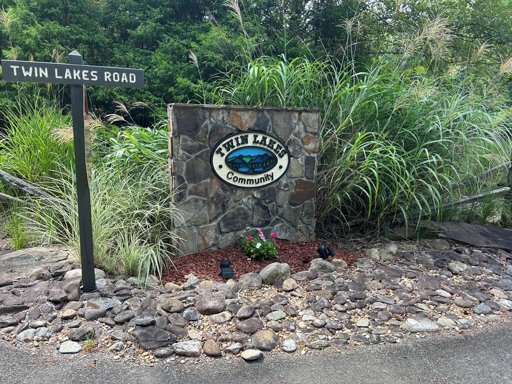 233 Twin Lakes Road Blue Ridge, GA 30513 - Photo 14 of 73 Gallery Image 14
