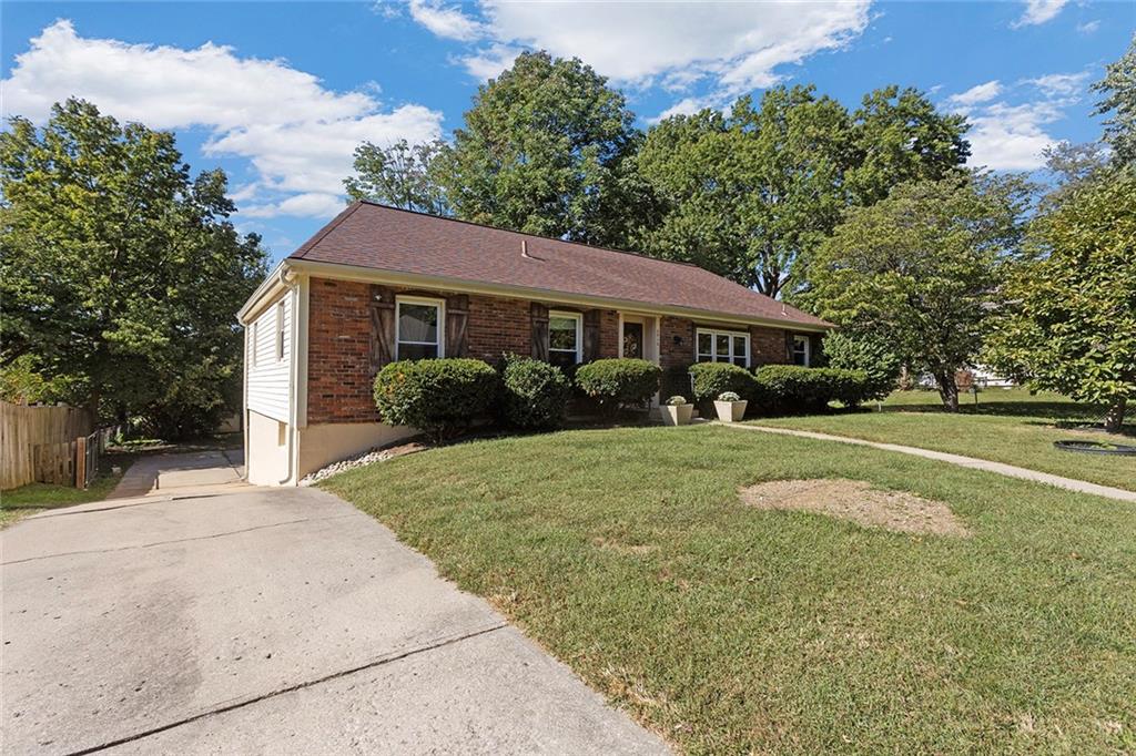 3416 South Crane Street Independence, MO 64055 - Photo 3 of 37