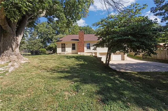 $278,000 | 3416 South Crane Street, Independence, MO 64055