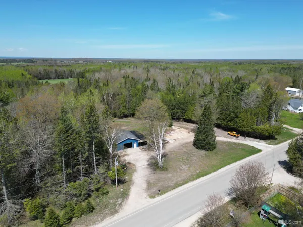$115,000 | River Road, Manistique, MI 49854