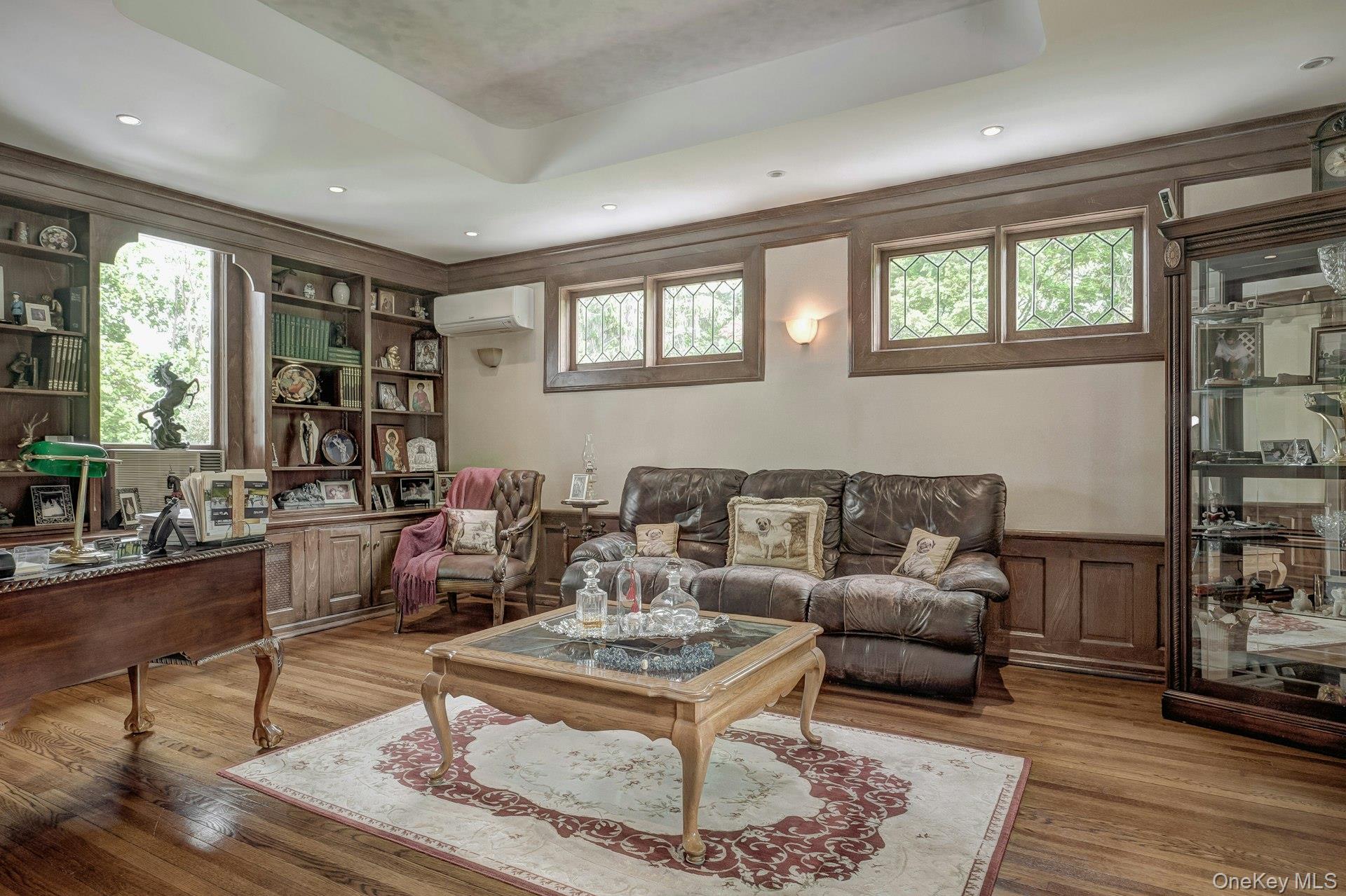 89 Duck Pond Road Glen Cove, NY 11542 - Photo 31 of 48 a living room with furniture and a window