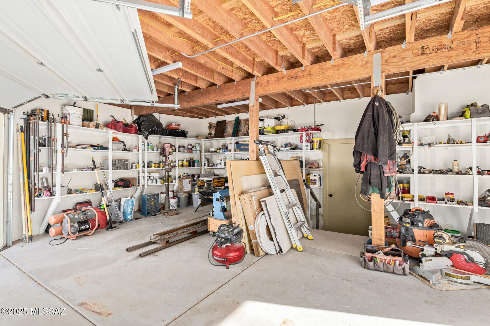 8491 South Pistol Hill Road Vail, AZ 85641 - Photo 33 of 50 Garage with storage