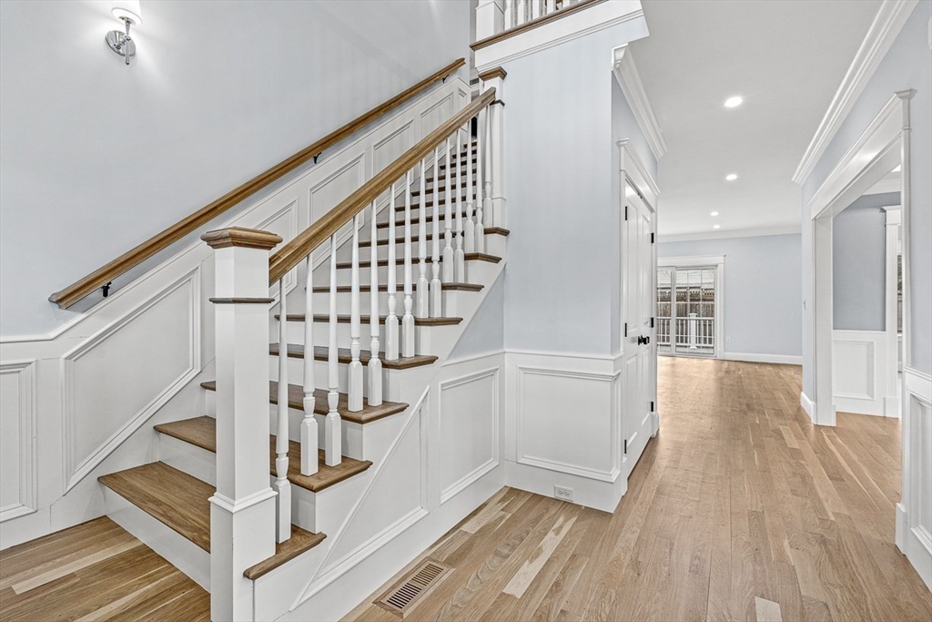 2 Priscilla Lane Winchester, MA 01890 - Photo 4 of 26