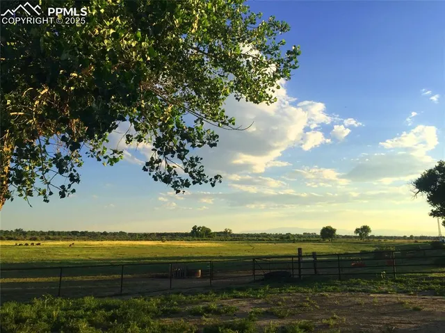 $615,000 | 706 Avondale Boulevard, Avondale, CO 81022