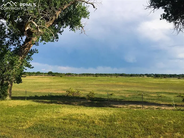 $615,000 | 706 Avondale Boulevard, Avondale, CO 81022