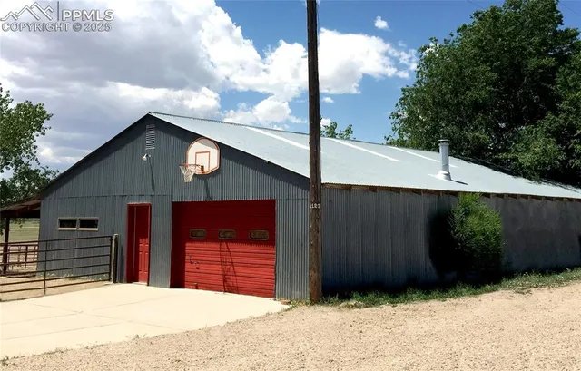 $615,000 | 706 Avondale Boulevard, Avondale, CO 81022