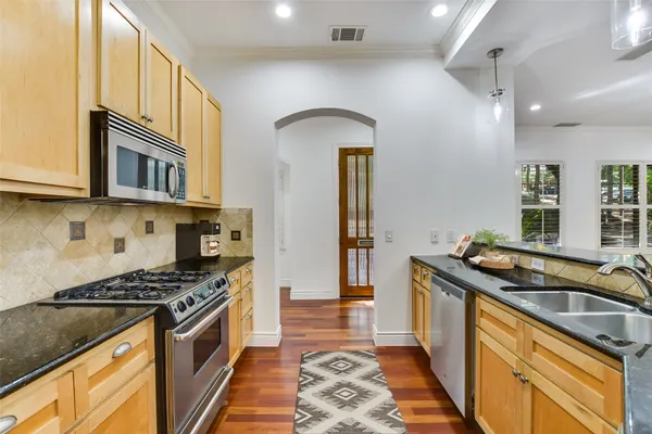 $825,000 | 601 Upson Street, Unit A, Austin, TX 78703