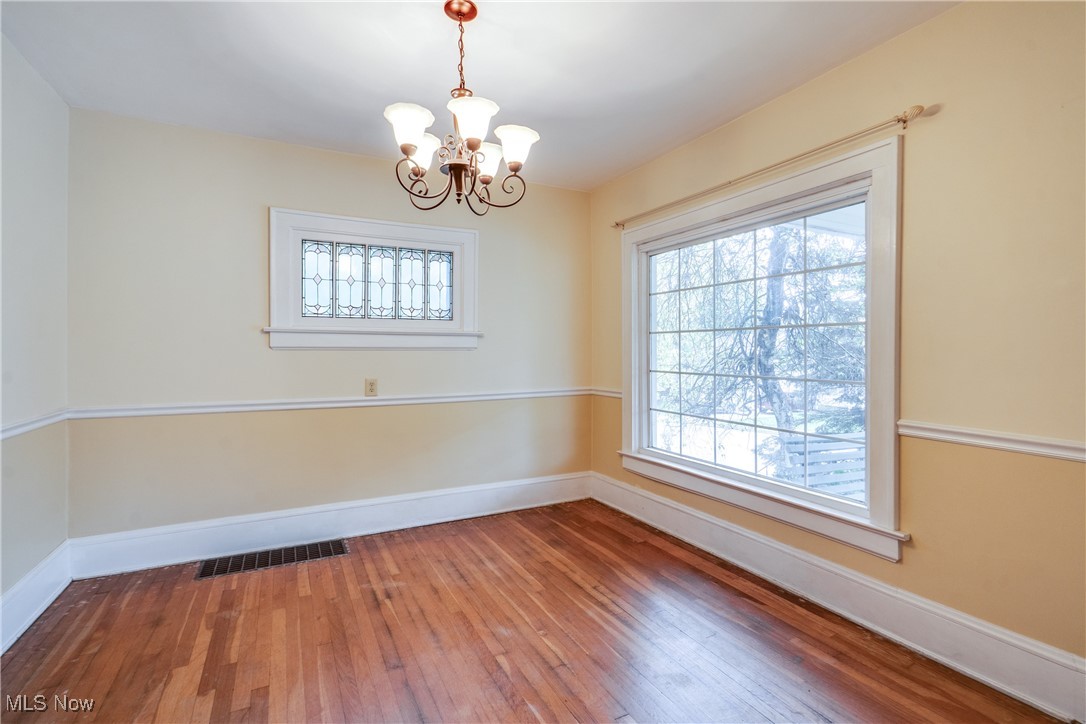 102 Canton Road Akron, OH 44312 - Photo 12 of 38 Gallery Image 12
