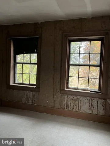 $179,900 | 1703 Industrial Park Road, Mifflintown, PA 17059