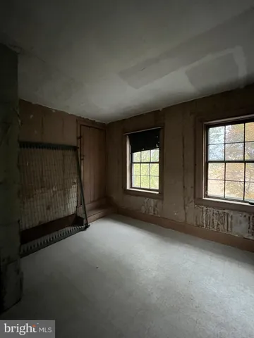 $179,900 | 1703 Industrial Park Road, Mifflintown, PA 17059