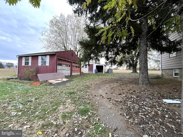 $179,900 | 1703 Industrial Park Road, Mifflintown, PA 17059