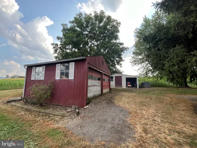 $179,900 | 1703 Industrial Park Road, Mifflintown, PA 17059