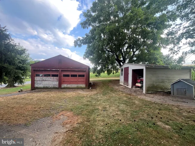 $179,900 | 1703 Industrial Park Road, Mifflintown, PA 17059