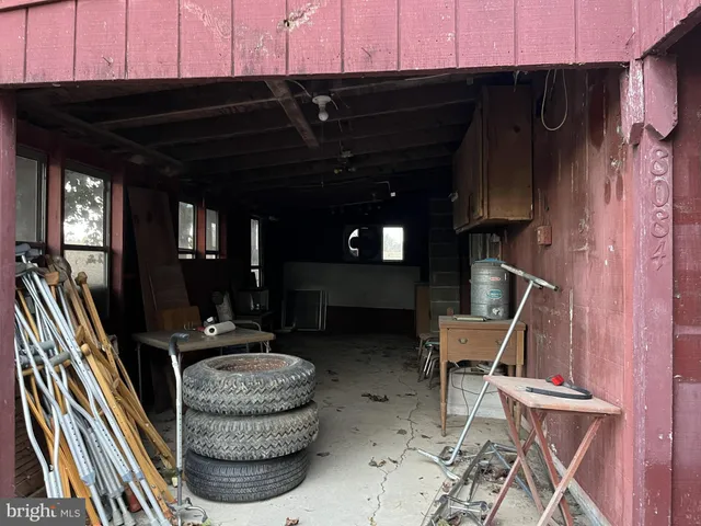 $179,900 | 1703 Industrial Park Road, Mifflintown, PA 17059