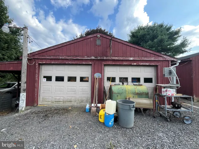 $179,900 | 1703 Industrial Park Road, Mifflintown, PA 17059