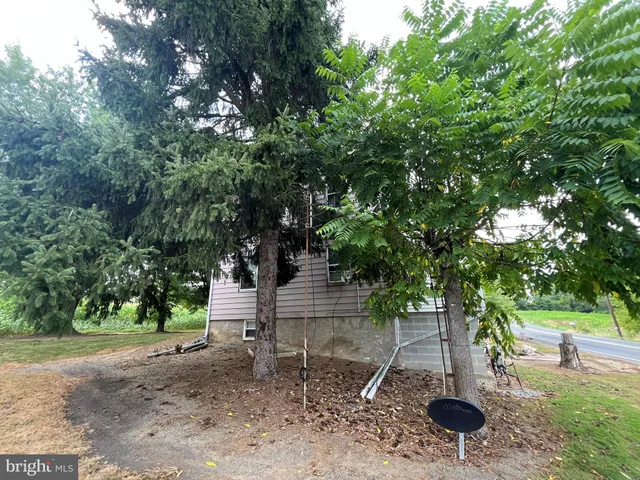 $179,900 | 1703 Industrial Park Road, Mifflintown, PA 17059