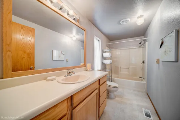 $150,000 | 3103 East Vicksburg Lane, Mead, WA 99021