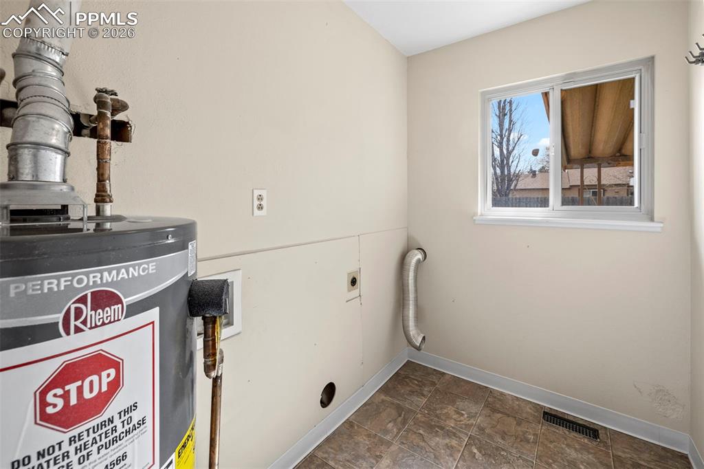 2050 South Chelton Road Colorado Springs, CO 80916 - Photo 20 of 45