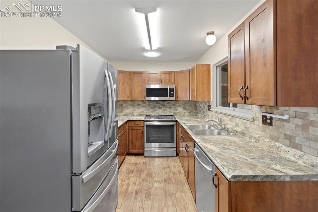 2050 South Chelton Road Colorado Springs, CO 80916 - Photo 9 of 45