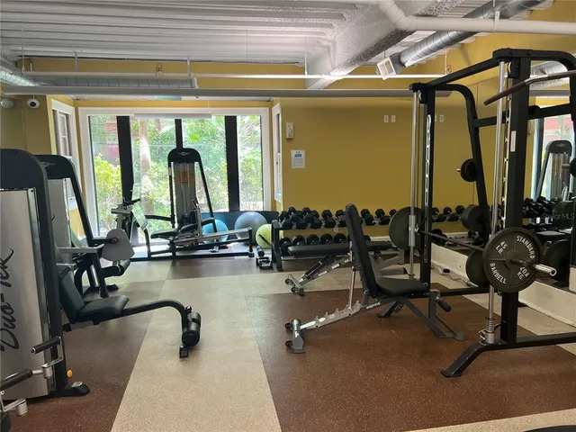 $1,895 | 911 North Orange Avenue, Unit 127, Orlando, FL 32801