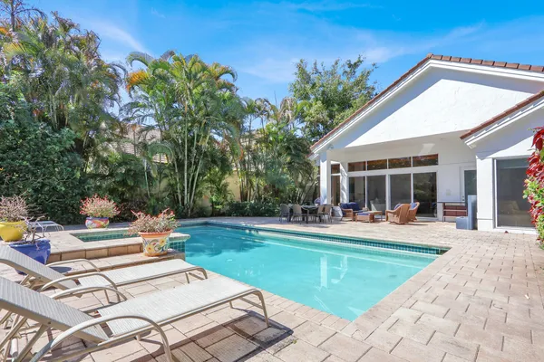 $3,395,000 | 13872 Degas Drive East, Palm Beach Gardens, FL 33410