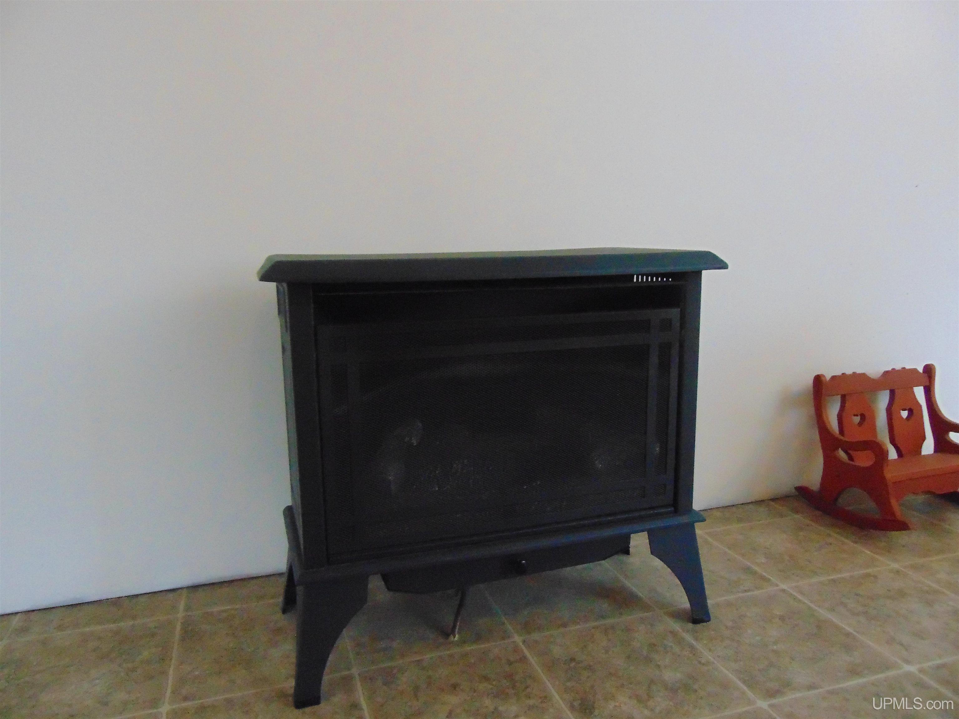 7349 East Old M28 Road Trout Creek, MI 49967 - Photo 17 of 48