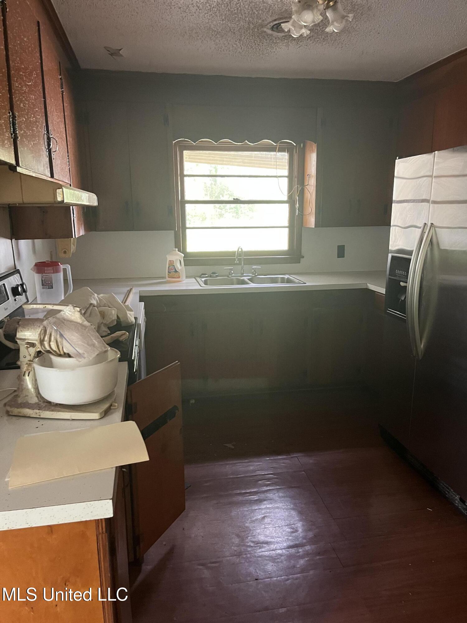 517 Washington Street Moorhead, MS 38761 - Photo 5 of 19 Kitchen