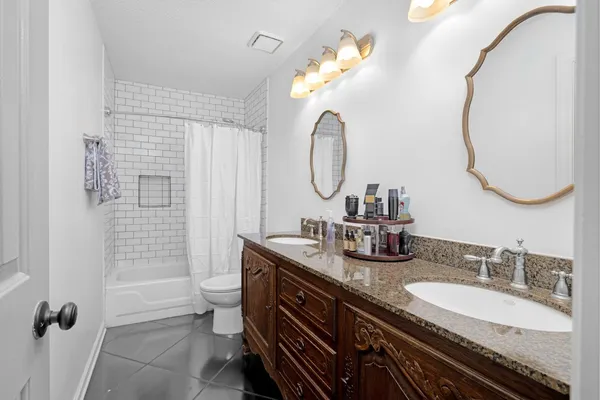 $370,000 | 8906 Pembroke Ellis Drive, Bartlett, TN 38133