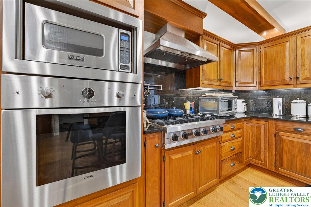 2011 Sycamore Street Bethlehem, PA 18017 - Photo 21 of 96