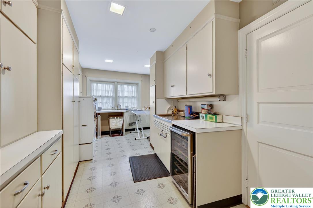 2011 Sycamore Street Bethlehem, PA 18017 - Photo 29 of 96