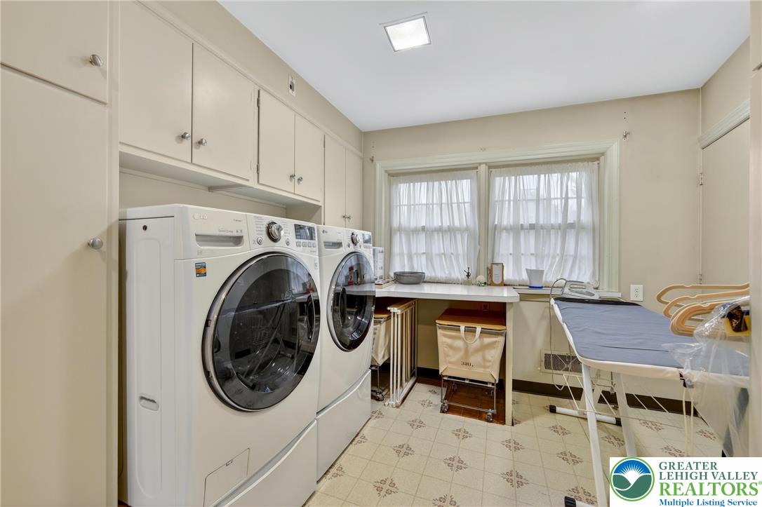 2011 Sycamore Street Bethlehem, PA 18017 - Photo 32 of 96