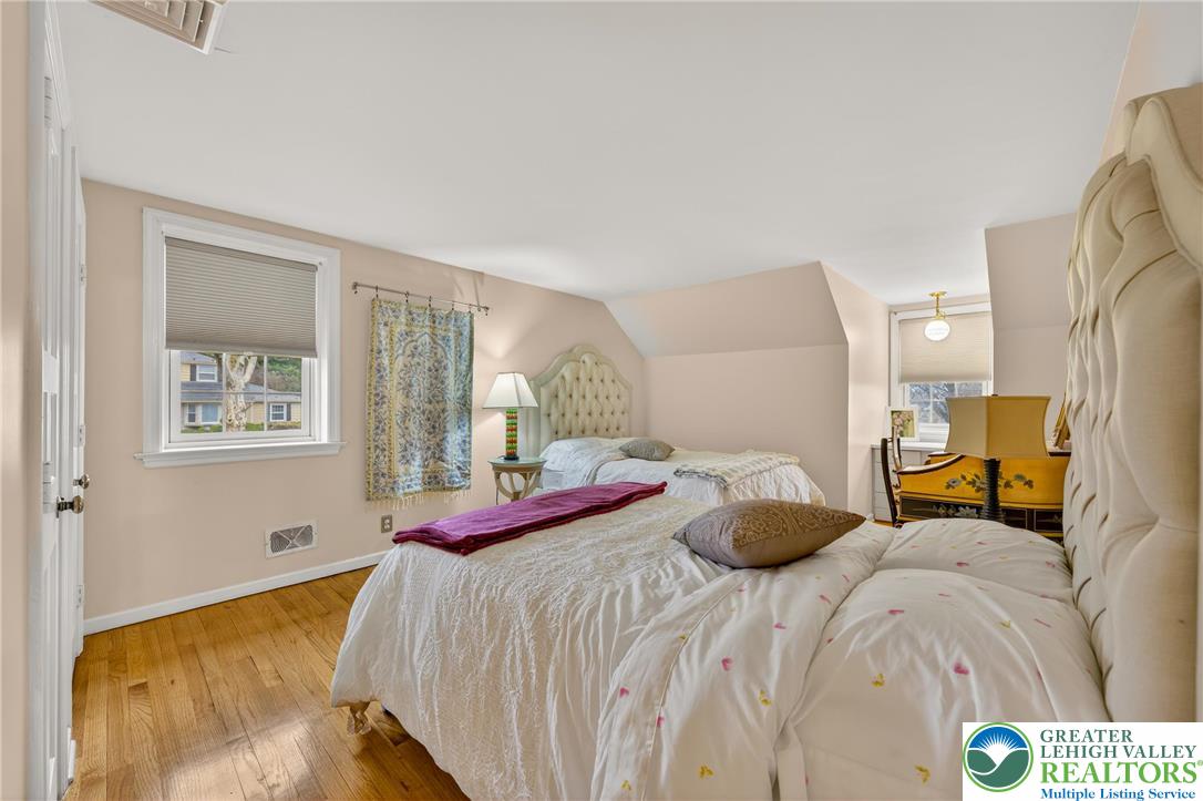 2011 Sycamore Street Bethlehem, PA 18017 - Photo 55 of 96