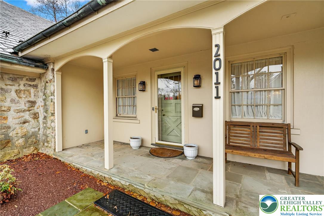 2011 Sycamore Street Bethlehem, PA 18017 - Photo 7 of 96