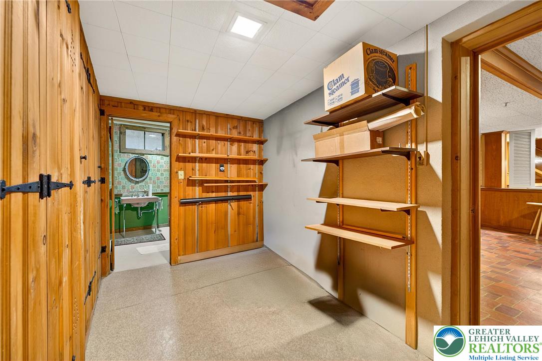 2011 Sycamore Street Bethlehem, PA 18017 - Photo 71 of 96