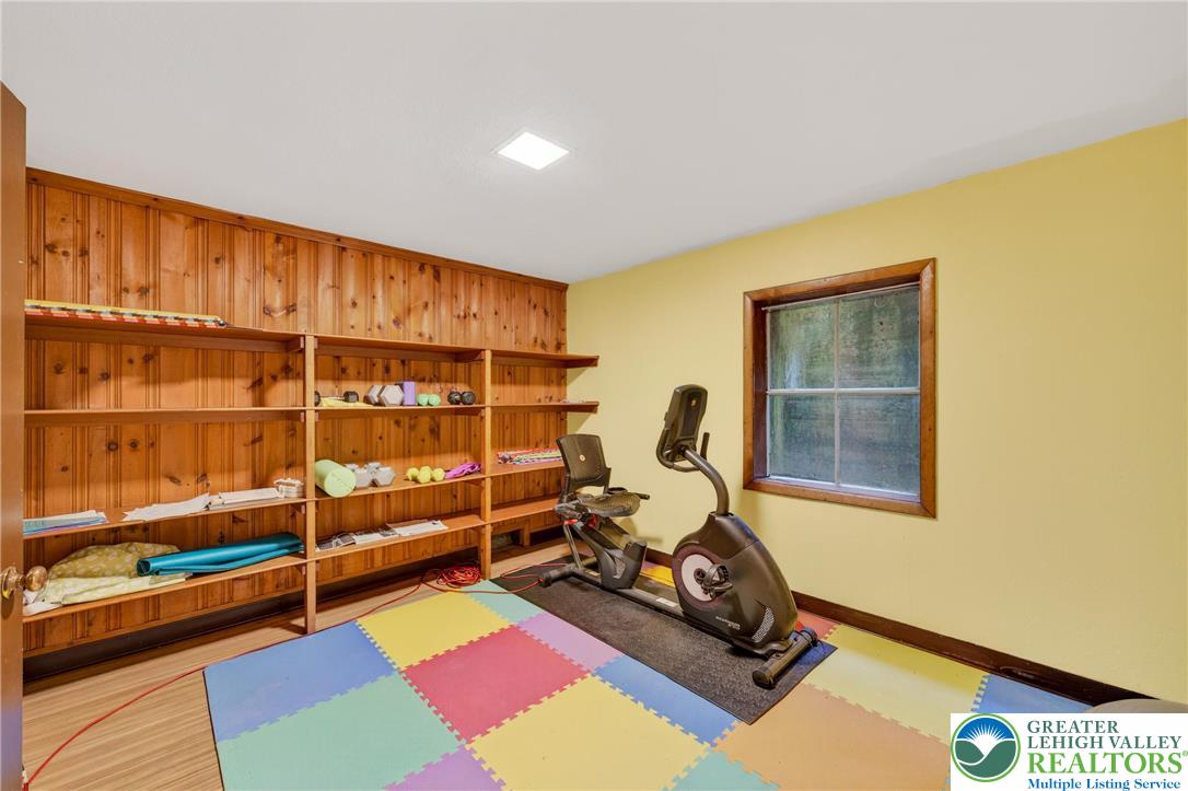 2011 Sycamore Street Bethlehem, PA 18017 - Photo 79 of 96