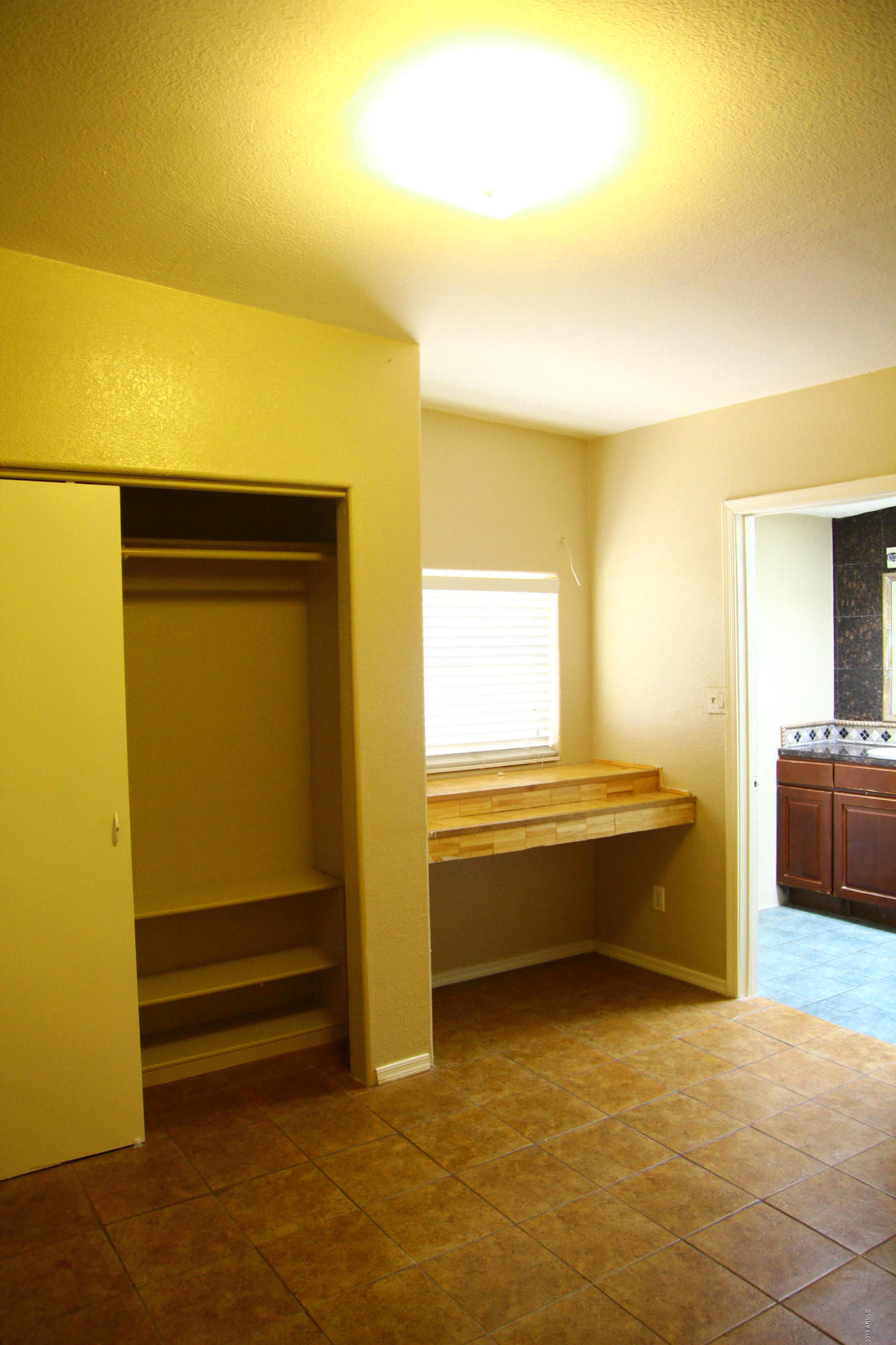 1940 East Monte Vista Road Phoenix, AZ 85006 - Photo 16 of 26 Gallery Image 16