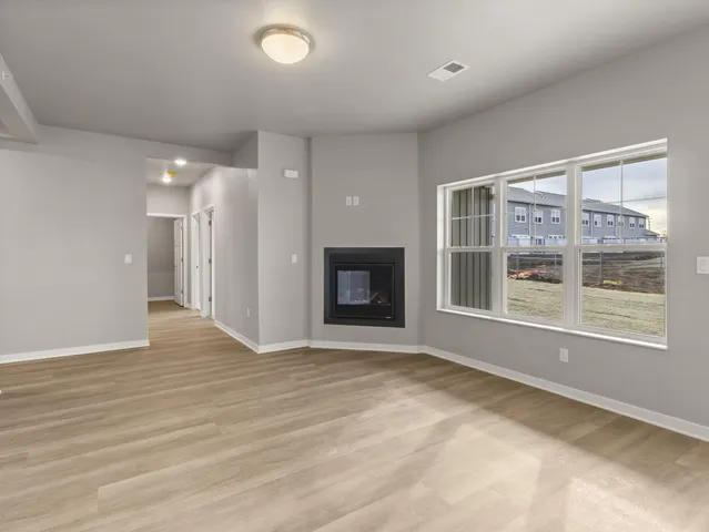 $379,900 | 1601 Wildlife Drive, Unit 4, Kewaskum, WI 53040