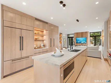 $7,495,000 | 16 Westport Avenue, Westport, CT 06880