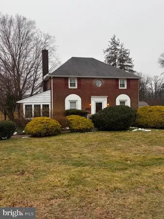 $2,300 | 110 Sunset Drive, Wilmington, DE 19809