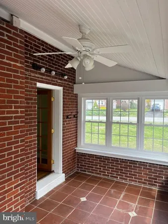 $2,300 | 110 Sunset Drive, Wilmington, DE 19809