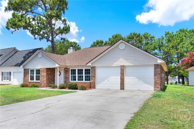 $325,000 | 188 Berwick Lakes Boulevard, Pooler, GA 31322