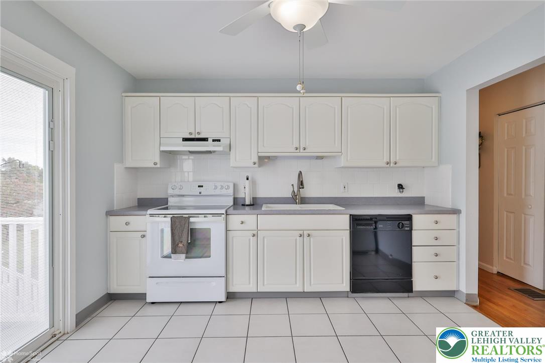 412 Cherry Hill Road Nazareth, PA 18064 - Photo 13 of 58 Gallery Image 13