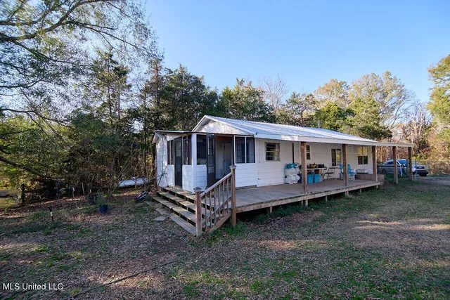 $230,000 | 1541 Frank Hall Road, Bolton, MS 39041
