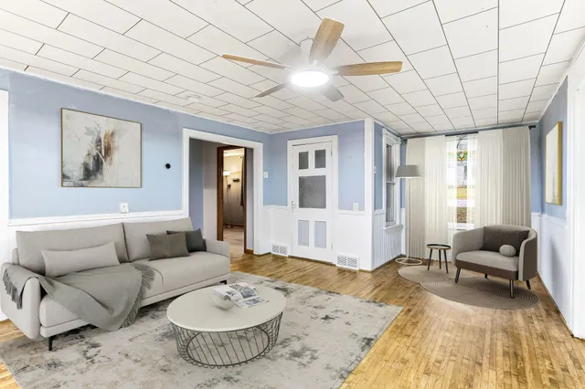 $194,900 | 101 North Mill Street, Kasota, MN 56050